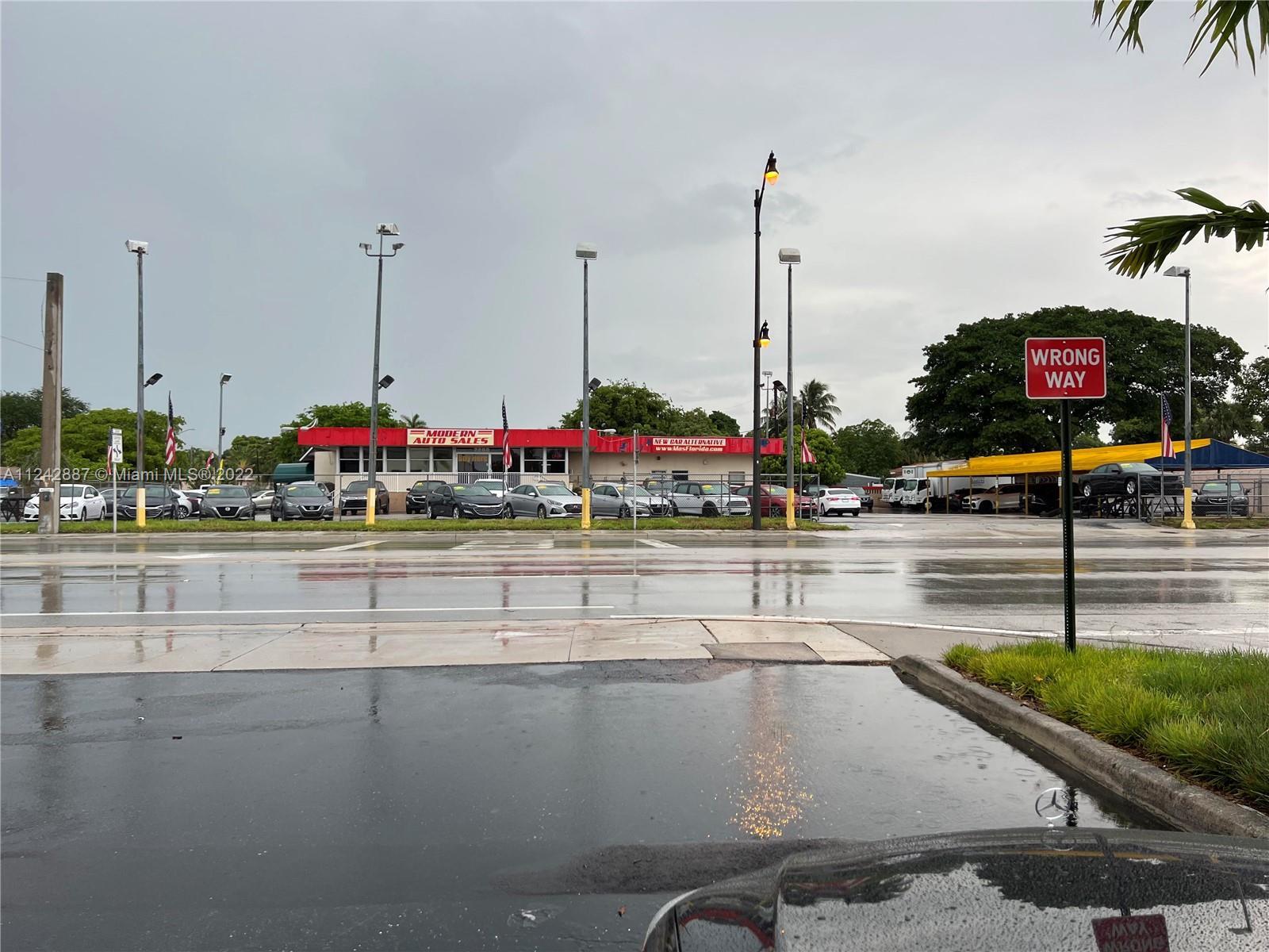 2200 N Federal Hwy, Hollywood FL 33020