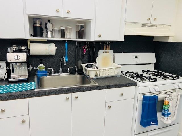 2201 E Brickell Ave # 24, Miami FL 33129 photo 4