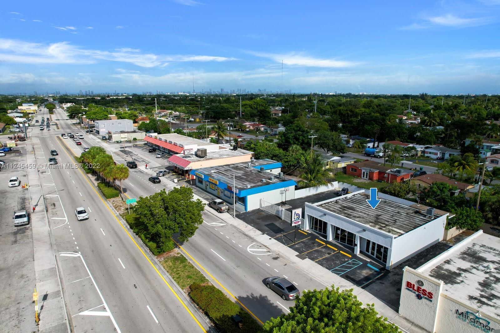 6444 Pembroke Rd, Miramar FL 33023 photo 4