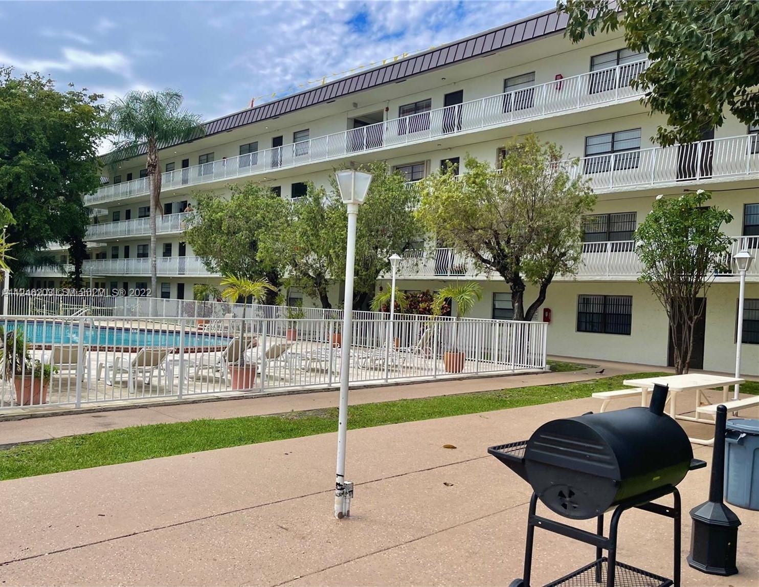 500 NE 2nd St # 109, Dania Beach FL 33004