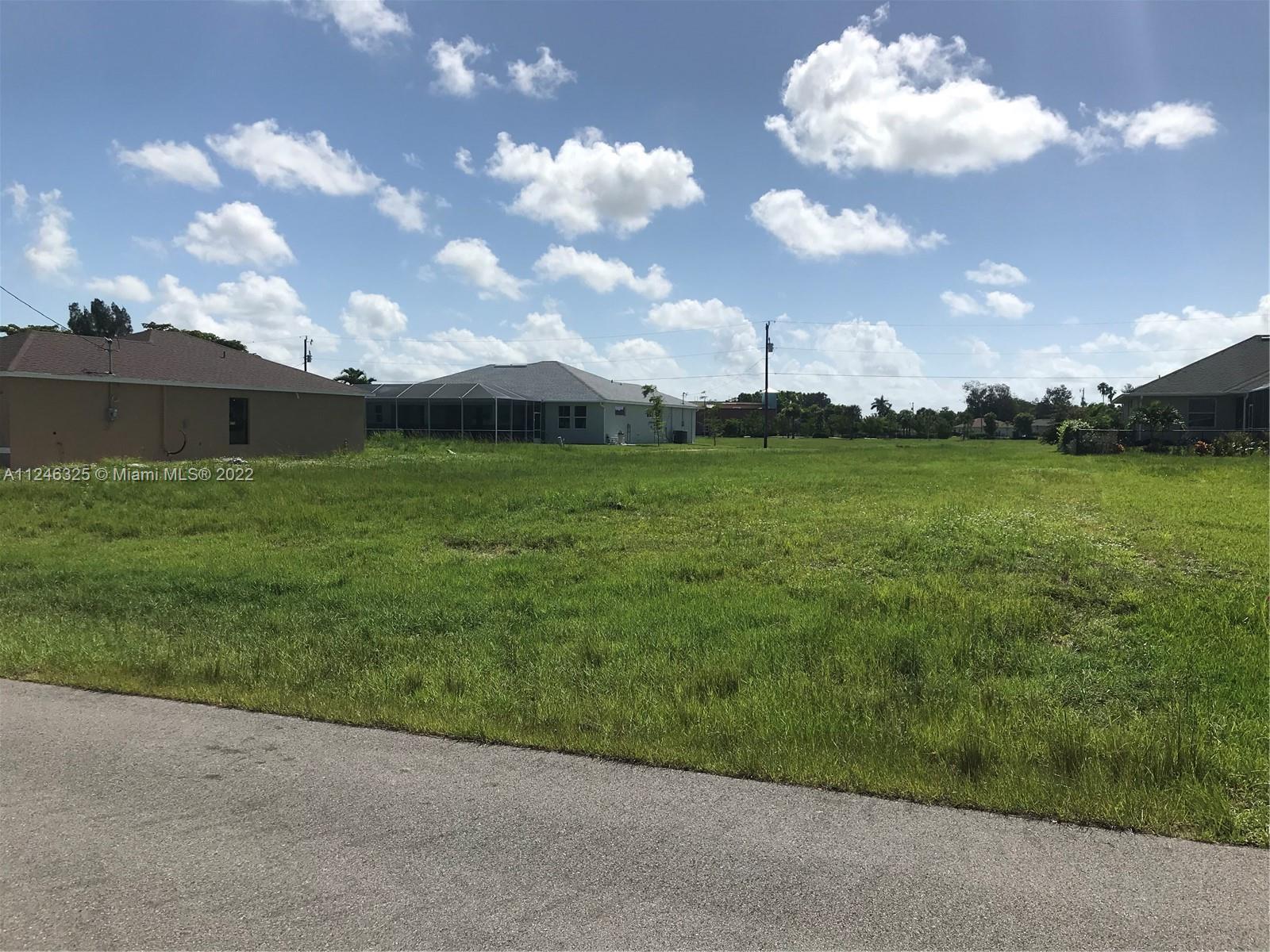 225 SW 13TH CT, Cape Coral FL 33991 photo 3