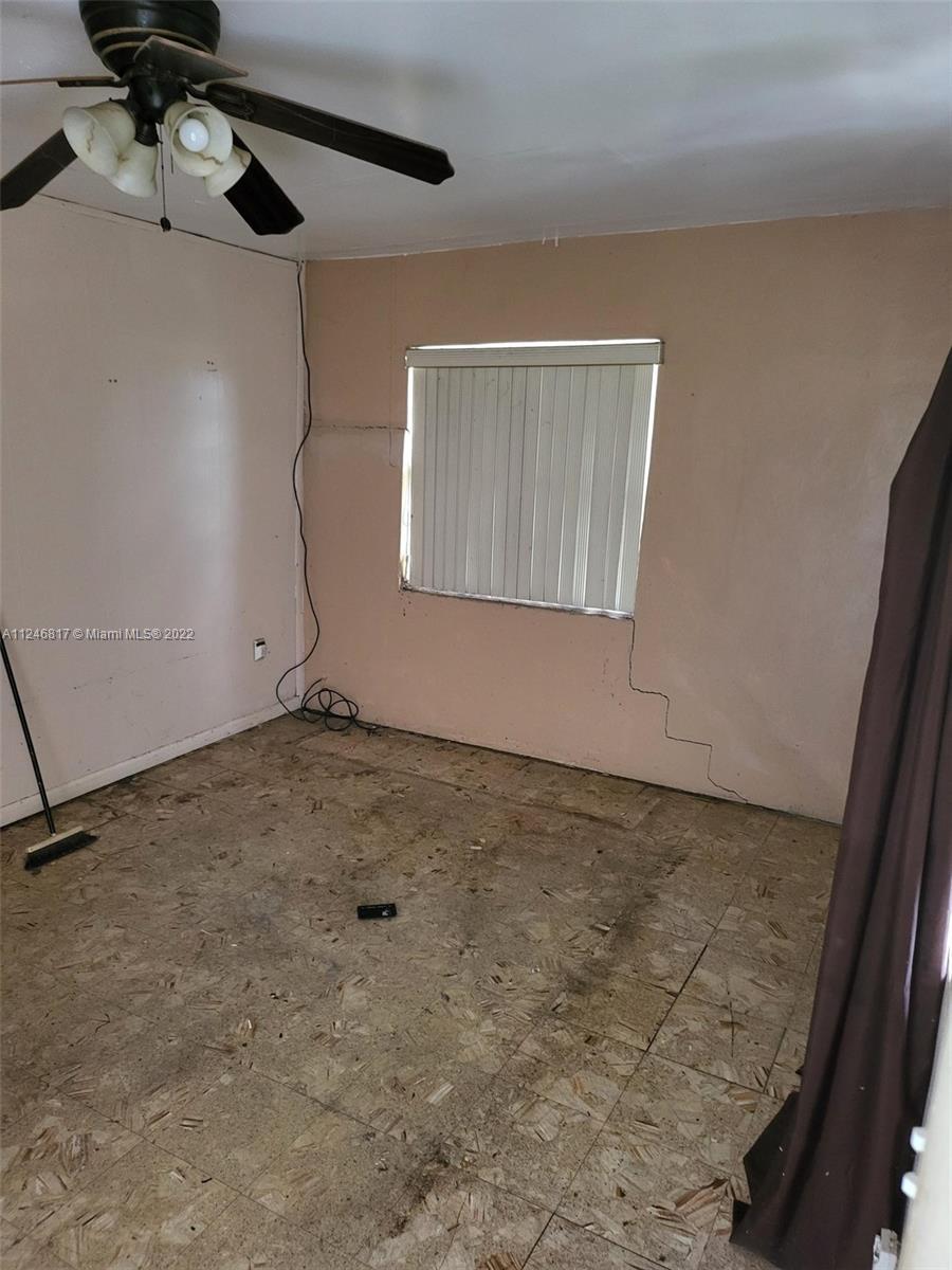 198 N Barfield Hwy, Pahokee FL 33476 photo 3
