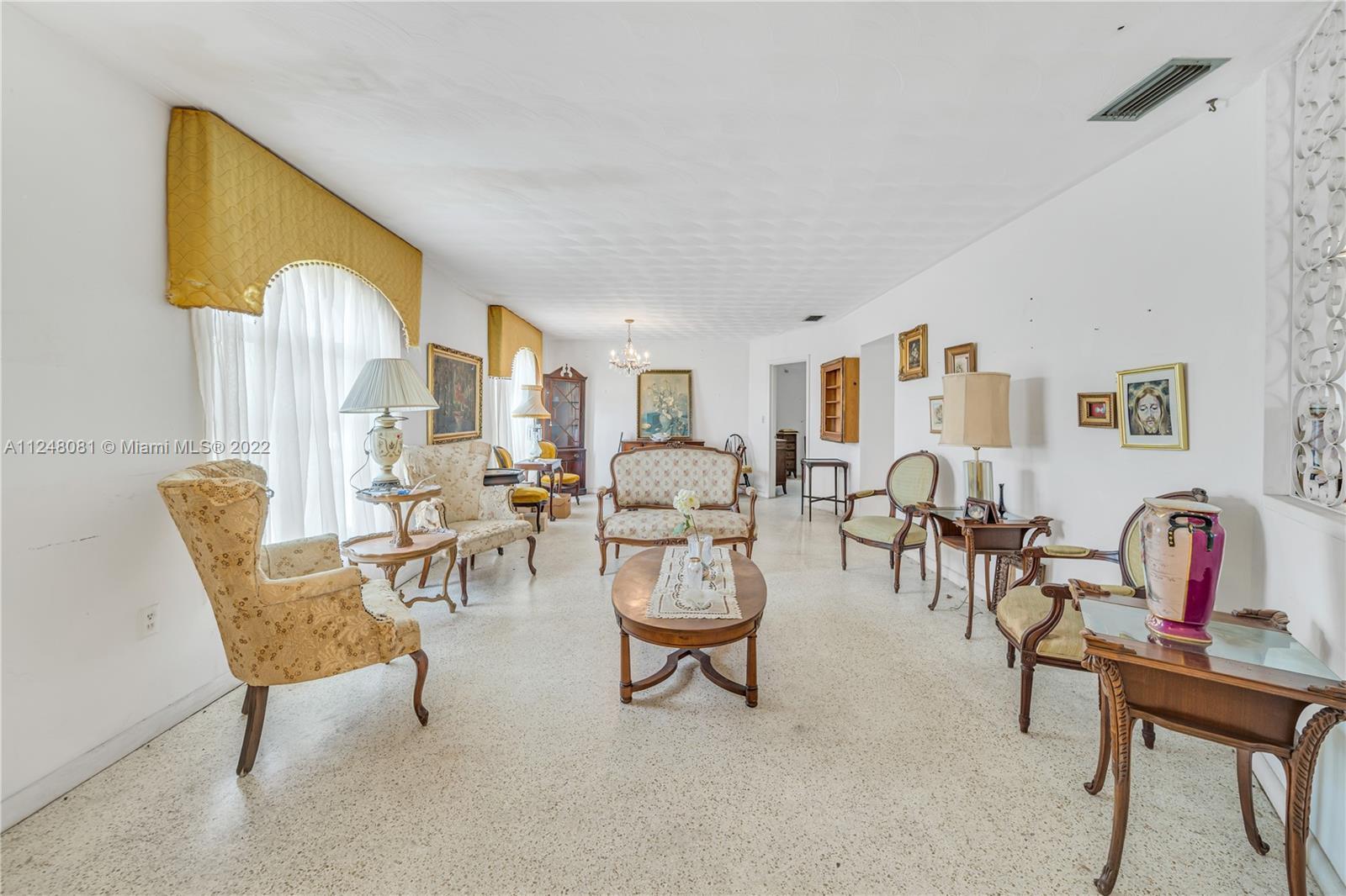 9321 SW 26th St, Miami FL 33165 photo 2