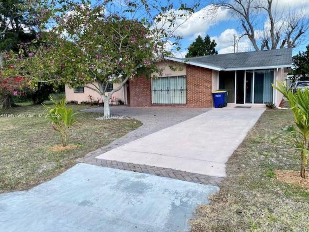 2000 Rosarita, Fort Pierce FL 34946 photo 3