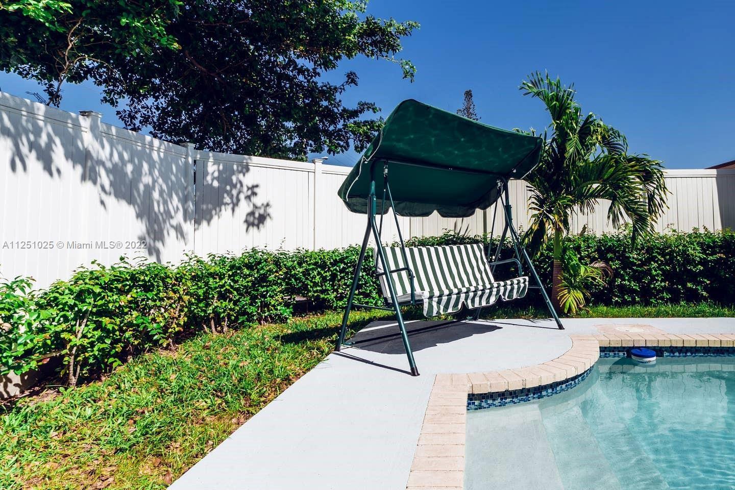 203 SE 8th St, Dania Beach FL 33004 photo 4