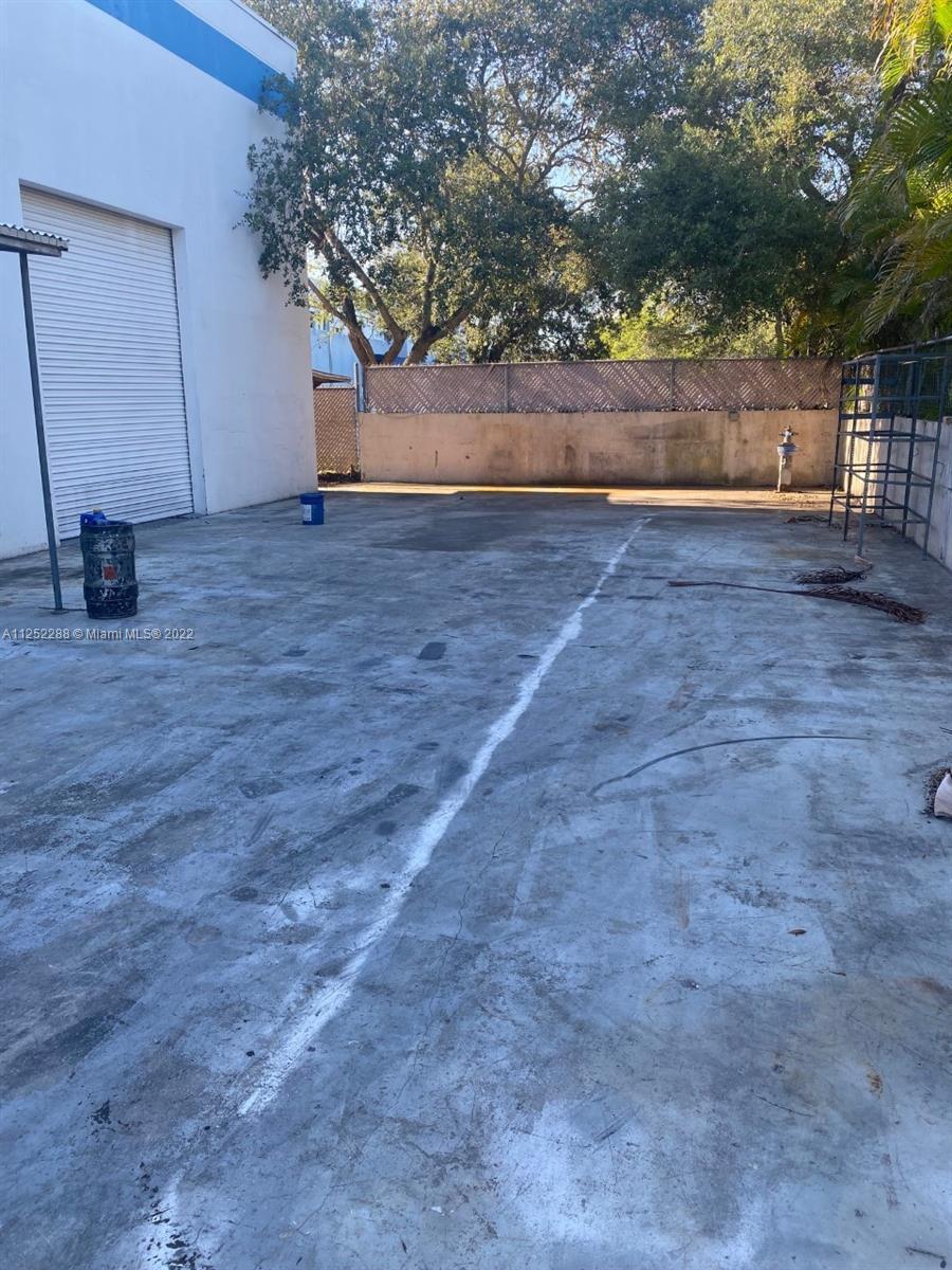 10431 NW 26th St, Doral FL 33172 photo 4