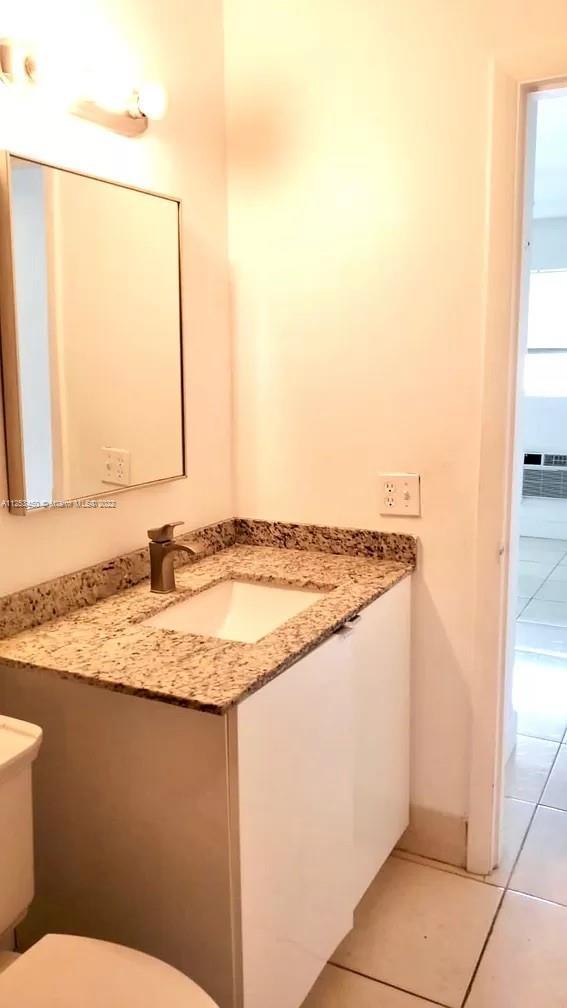 2221 Monroe St, Hollywood FL 33020 photo 3
