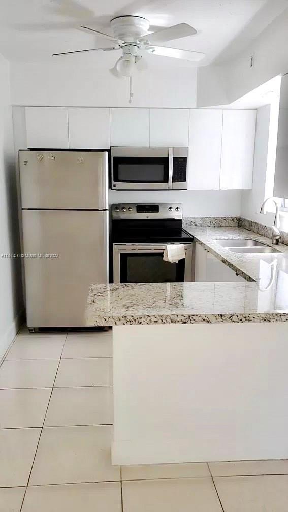 2221 Monroe St, Hollywood FL 33020 photo 5