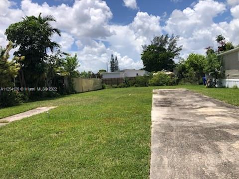640 NW 217th Ter, Pembroke Pines FL 33029 photo 3