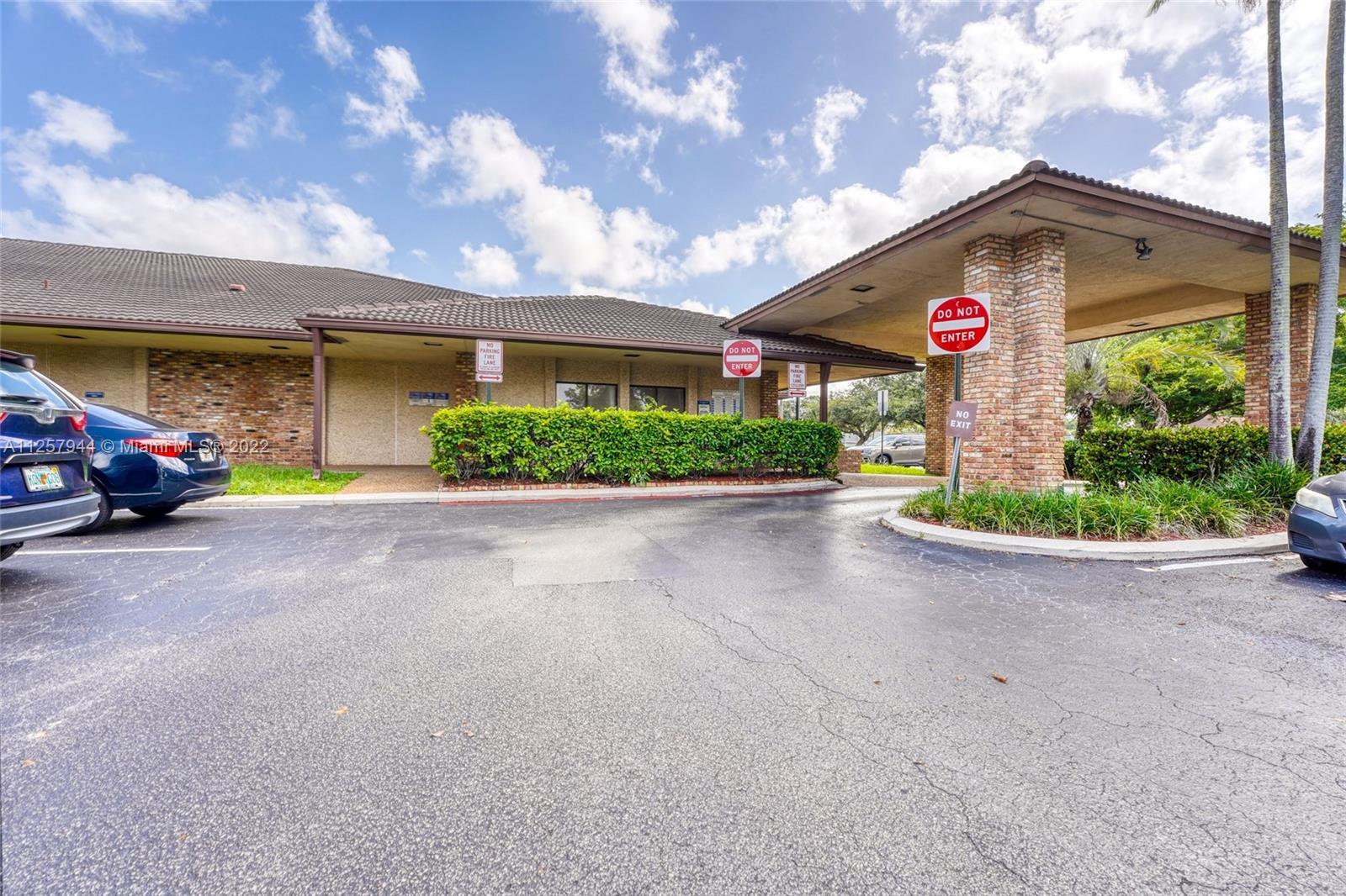 333 NW 70th Ave # 120, Plantation FL 33317 photo 3