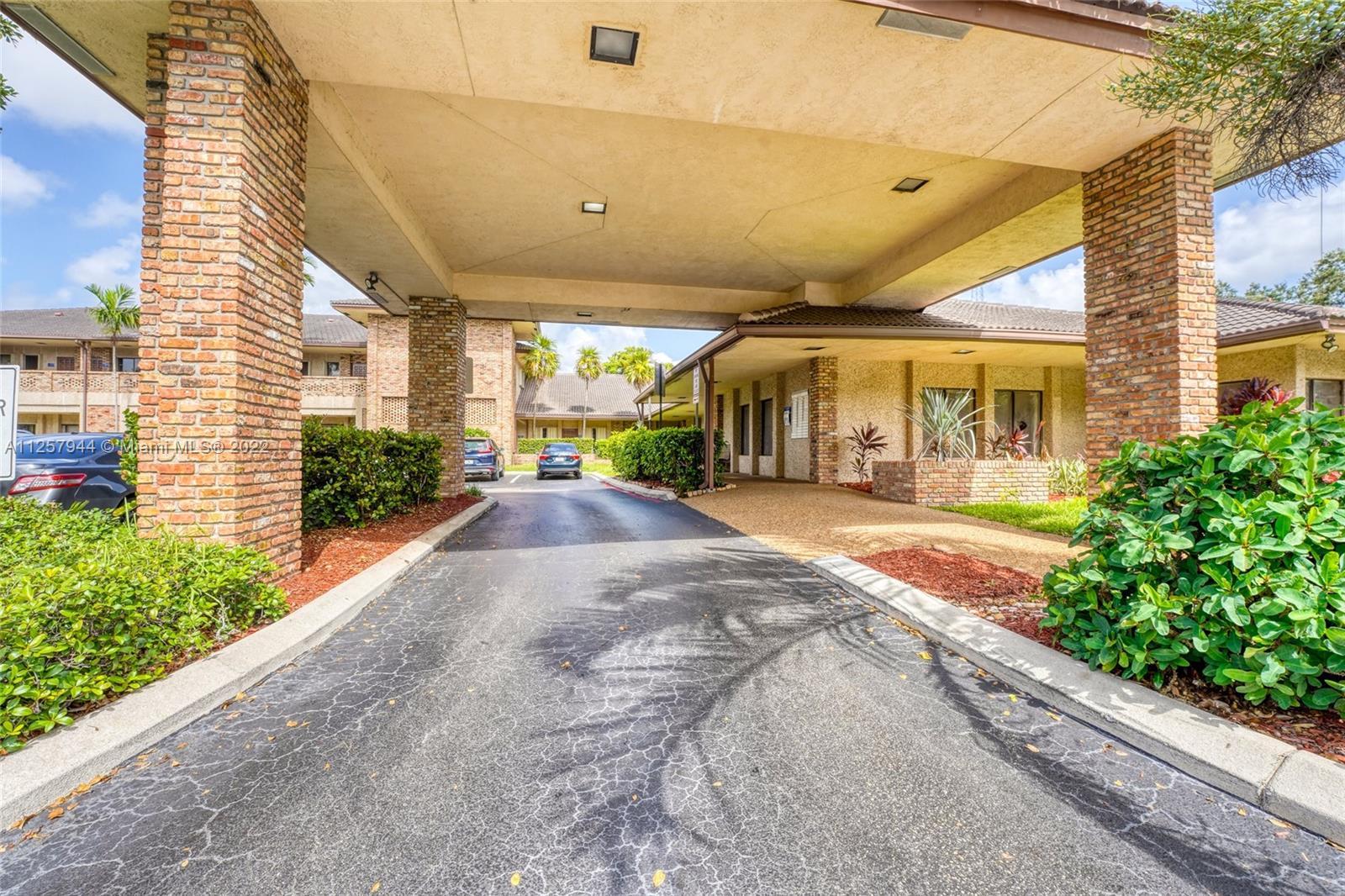 333 NW 70th Ave # 120, Plantation FL 33317 photo 4