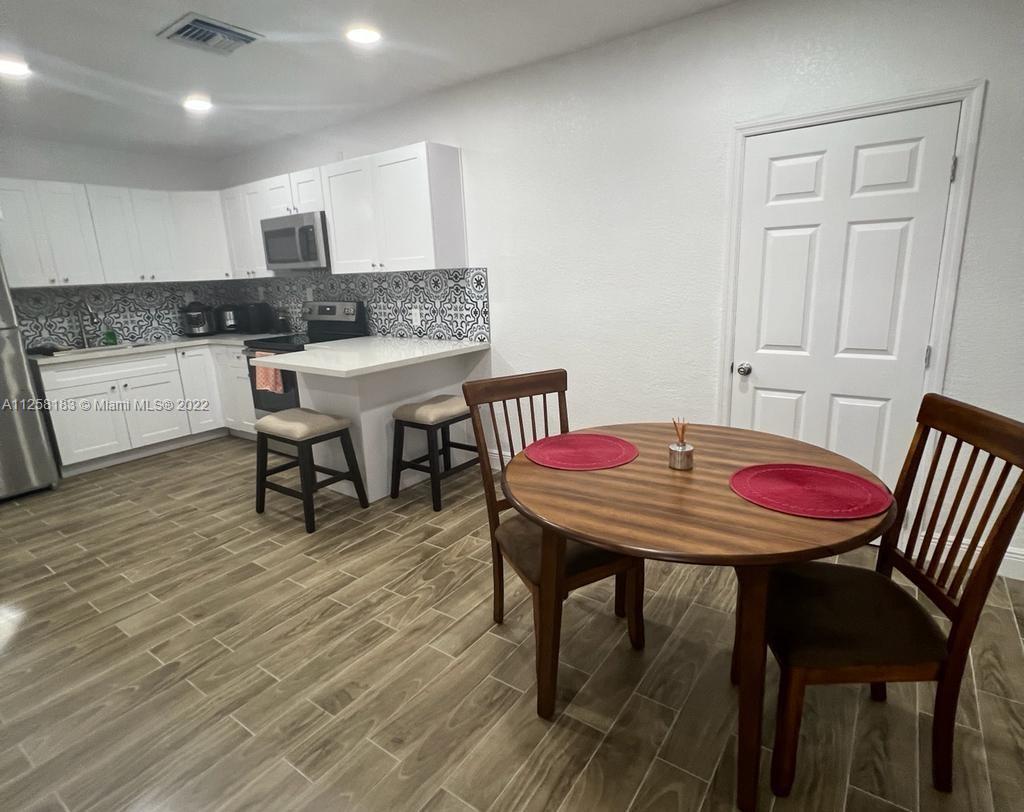 1101 Beach Ct, Fort Pierce FL 34950 photo 3