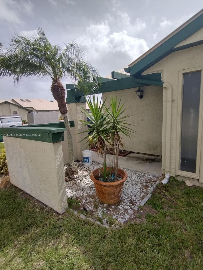798 SW Claudia Ave # 798, Port St. Lucie FL 34953 photo 3