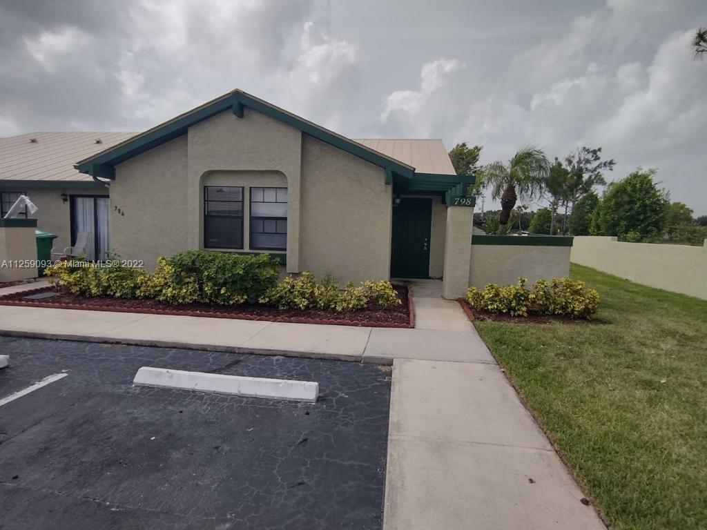 798 SW Claudia Ave # 798, Port St. Lucie FL 34953