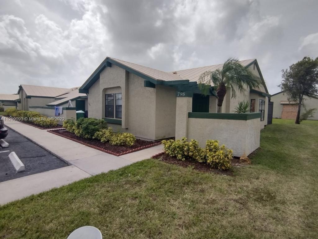 798 SW Claudia Ave # 798, Port St. Lucie FL 34953 photo 4
