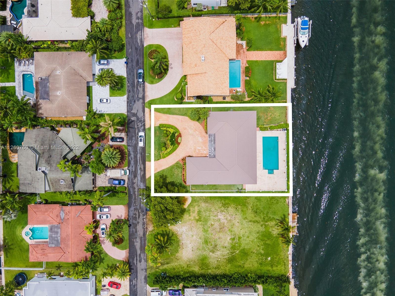531 Palm Dr, Hallandale Beach FL 33009 photo 3