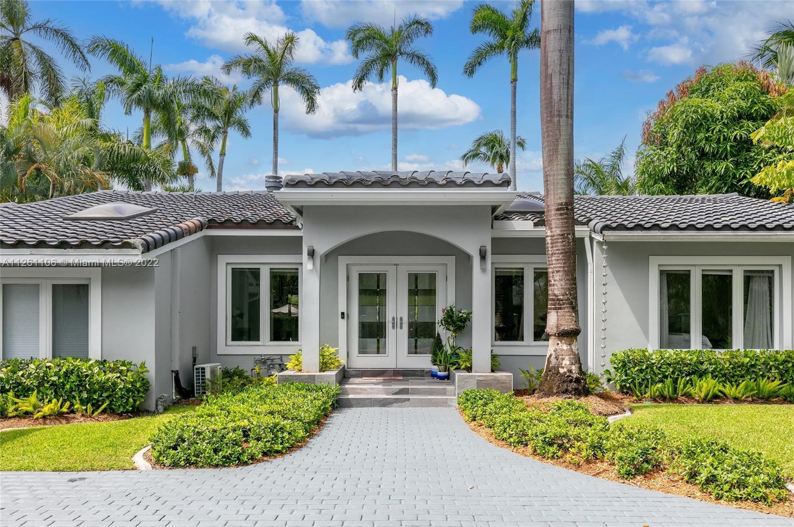 913 Coconut Dr, Fort Lauderdale FL 33315 photo 3