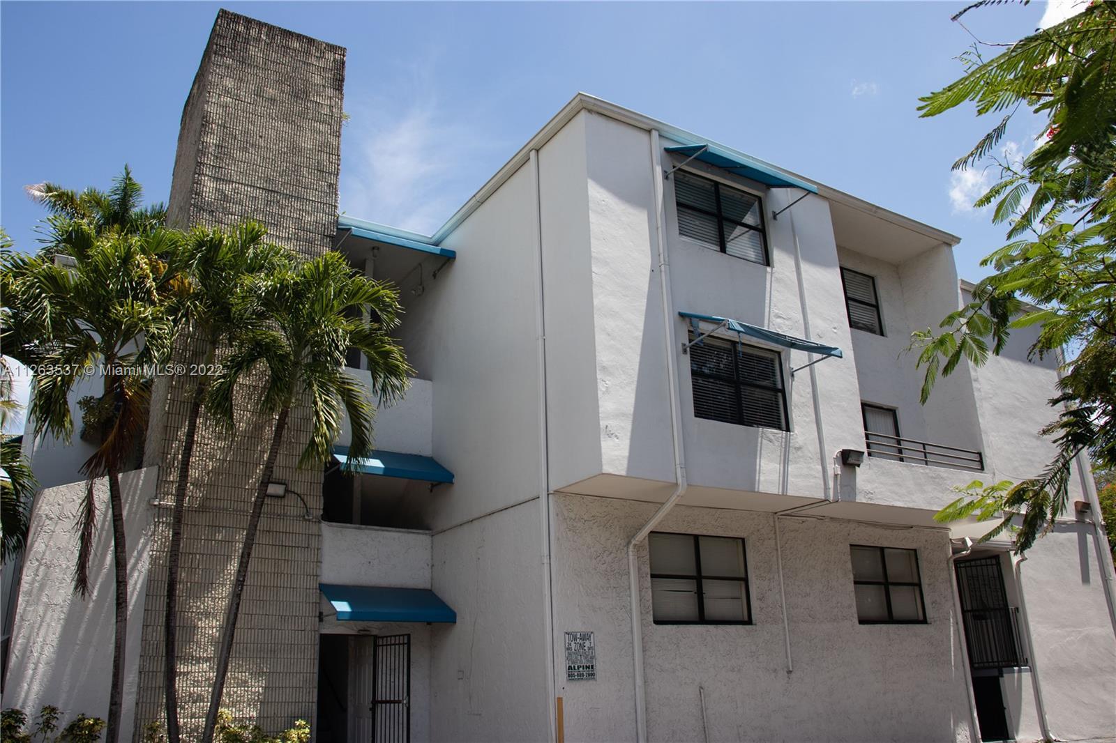 950 NW 11th St # 1D, Miami FL 33136