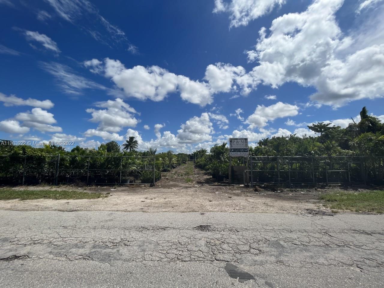 202XX SW 198 ST, Homestead FL 33187 photo 2