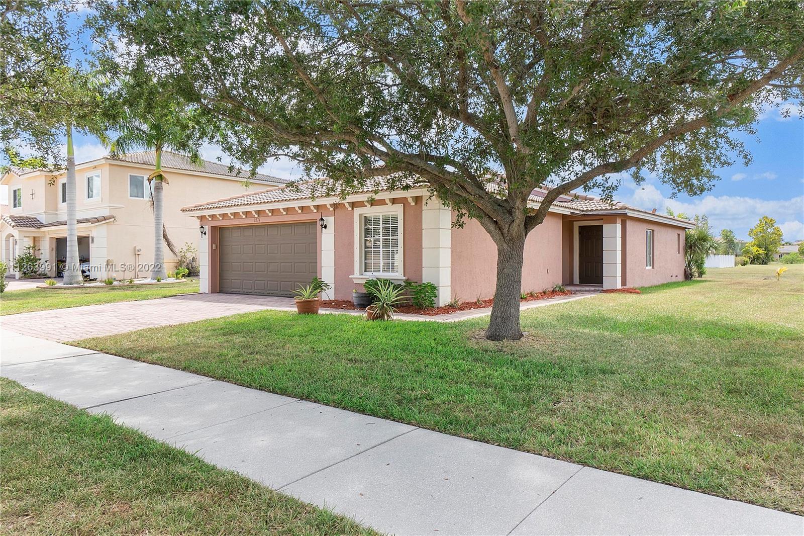 2874 SW Cape Breton Dr, Port St. Lucie FL 34953