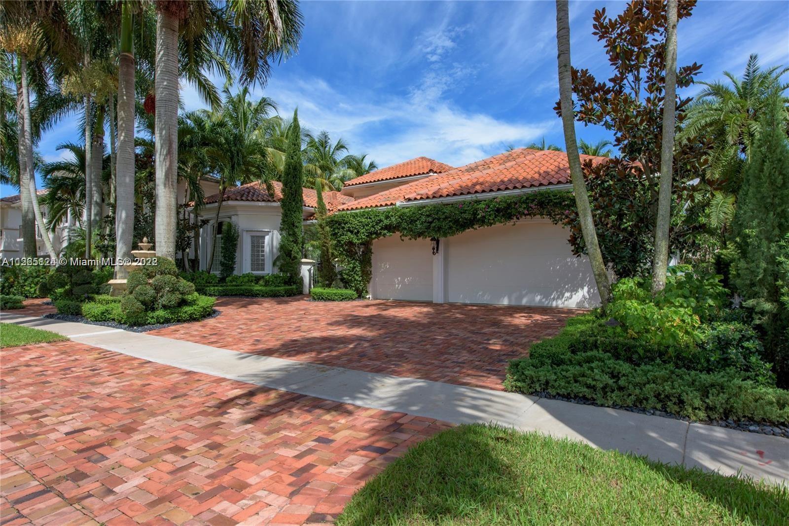 11021 Canary Island Ct, Plantation FL 33324 photo 2