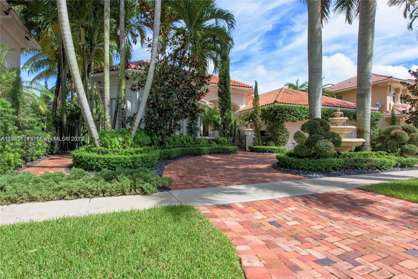 11021 Canary Island Ct, Plantation FL 33324 photo 4
