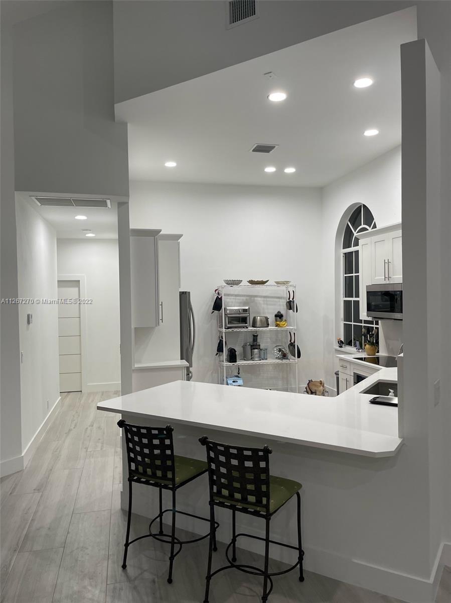 6668 NW 25th Ter, Boca Raton FL 33496