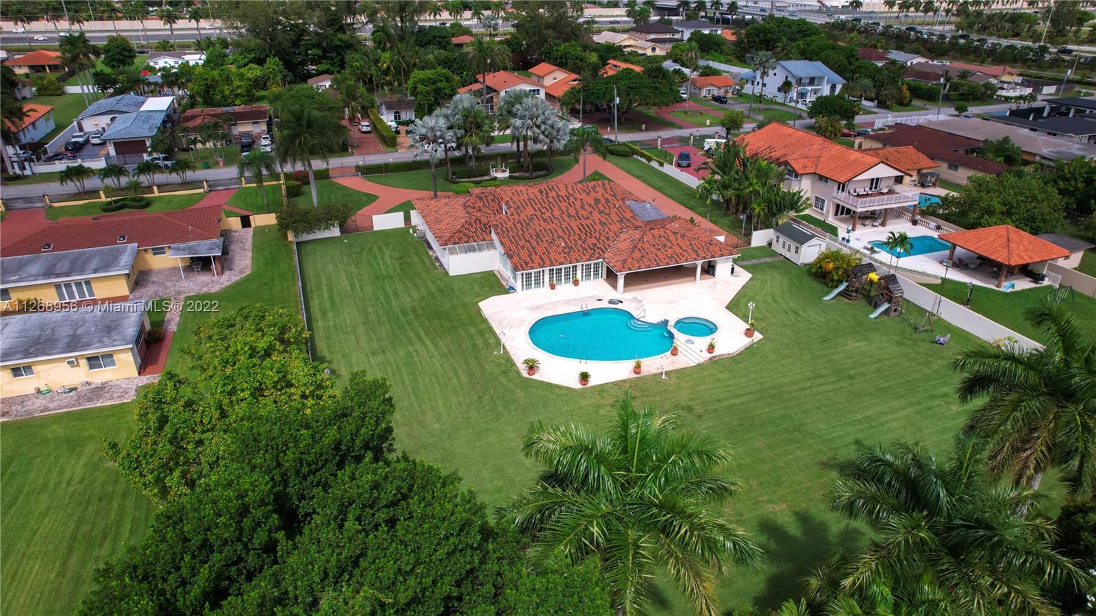 2605 SW 115th Ave, Miami FL 33165 photo 3