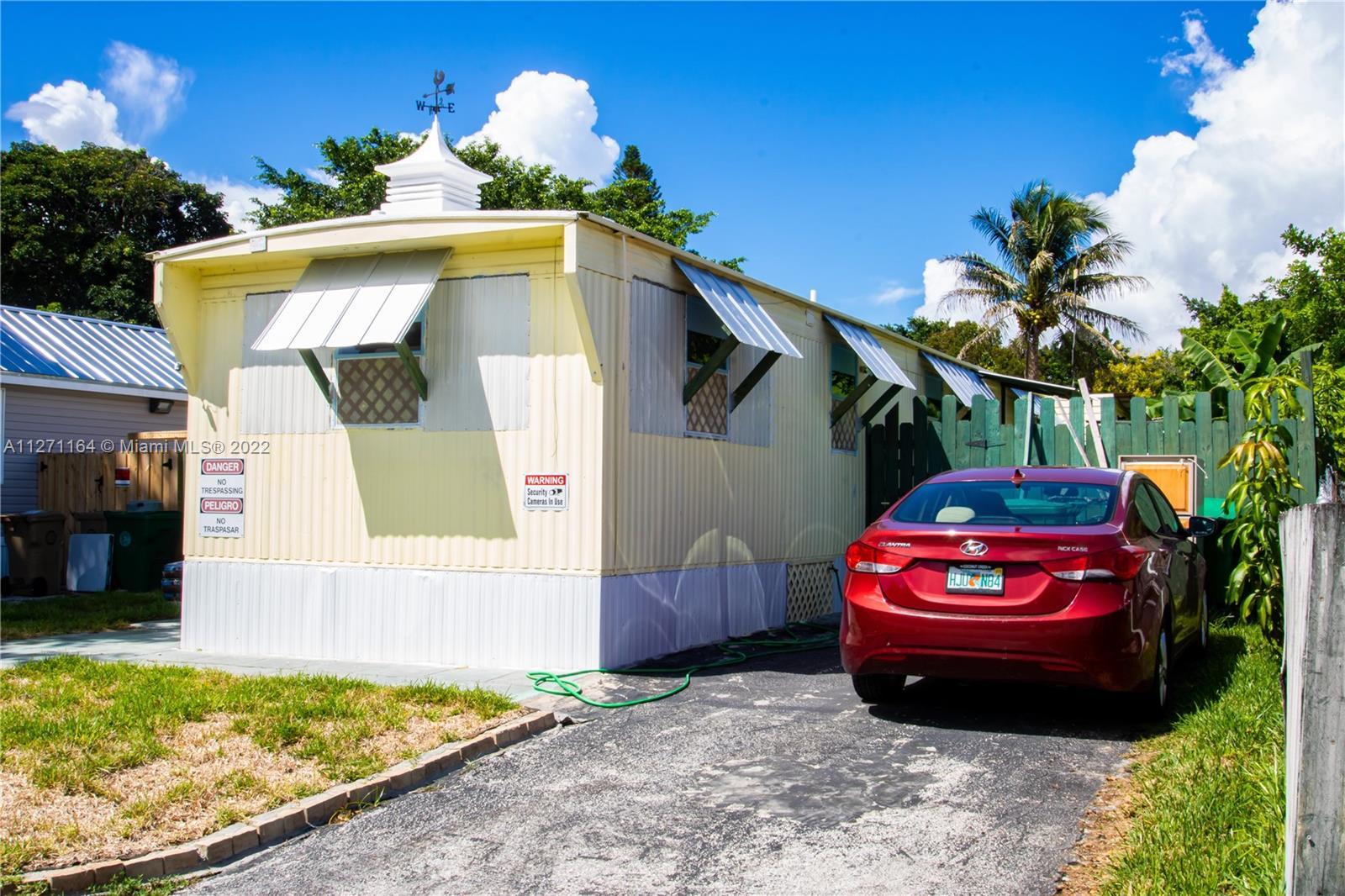 Davie, FL 33325