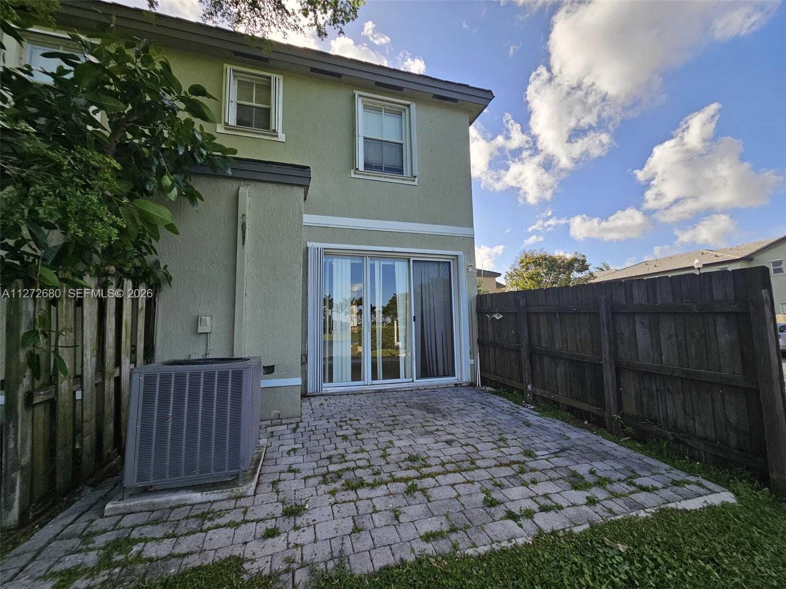 205 SE 29th Ter # 1, Homestead FL 33033 photo 4