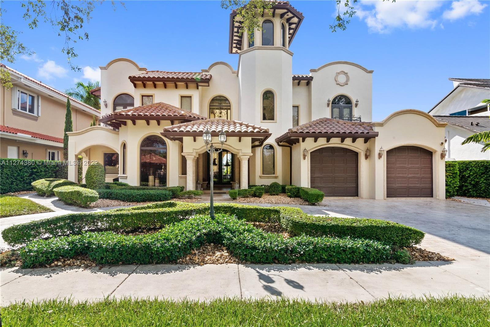 16242 NW 79th Ave, Miami Lakes FL 33016 photo 2