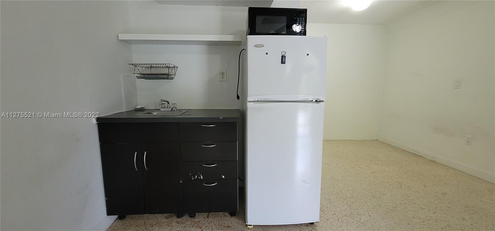 81 SW 19th Rd # 2, Miami FL 33129 photo 5
