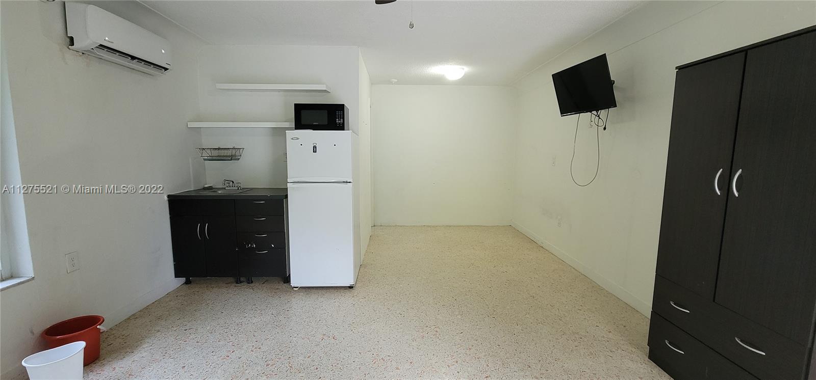 81 SW 19th Rd # 2, Miami FL 33129 photo 4