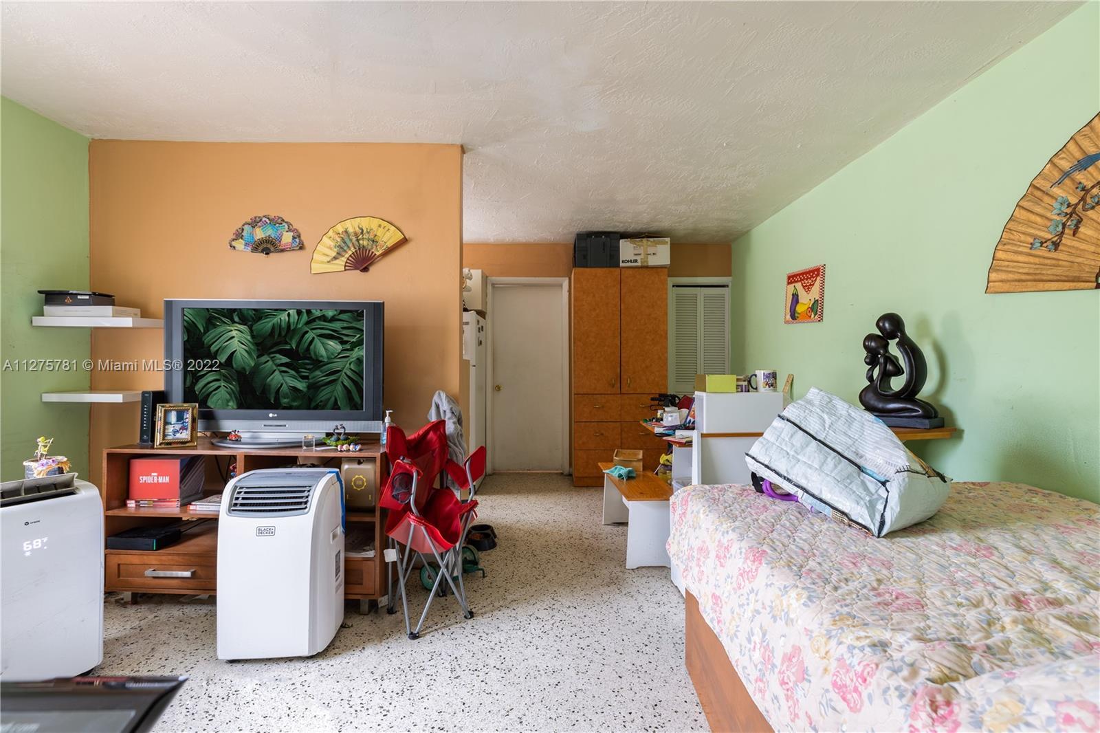 1800 NW 19th St # 10, Miami FL 33125 photo 2