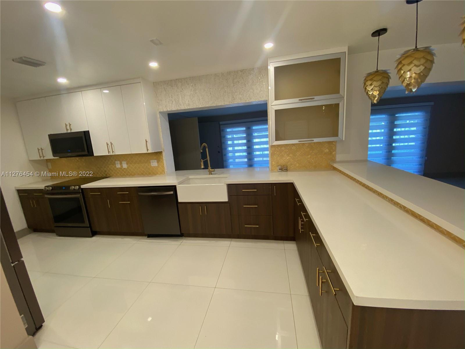 8205 NW 36th Street, Coral Springs FL 33065 photo 4