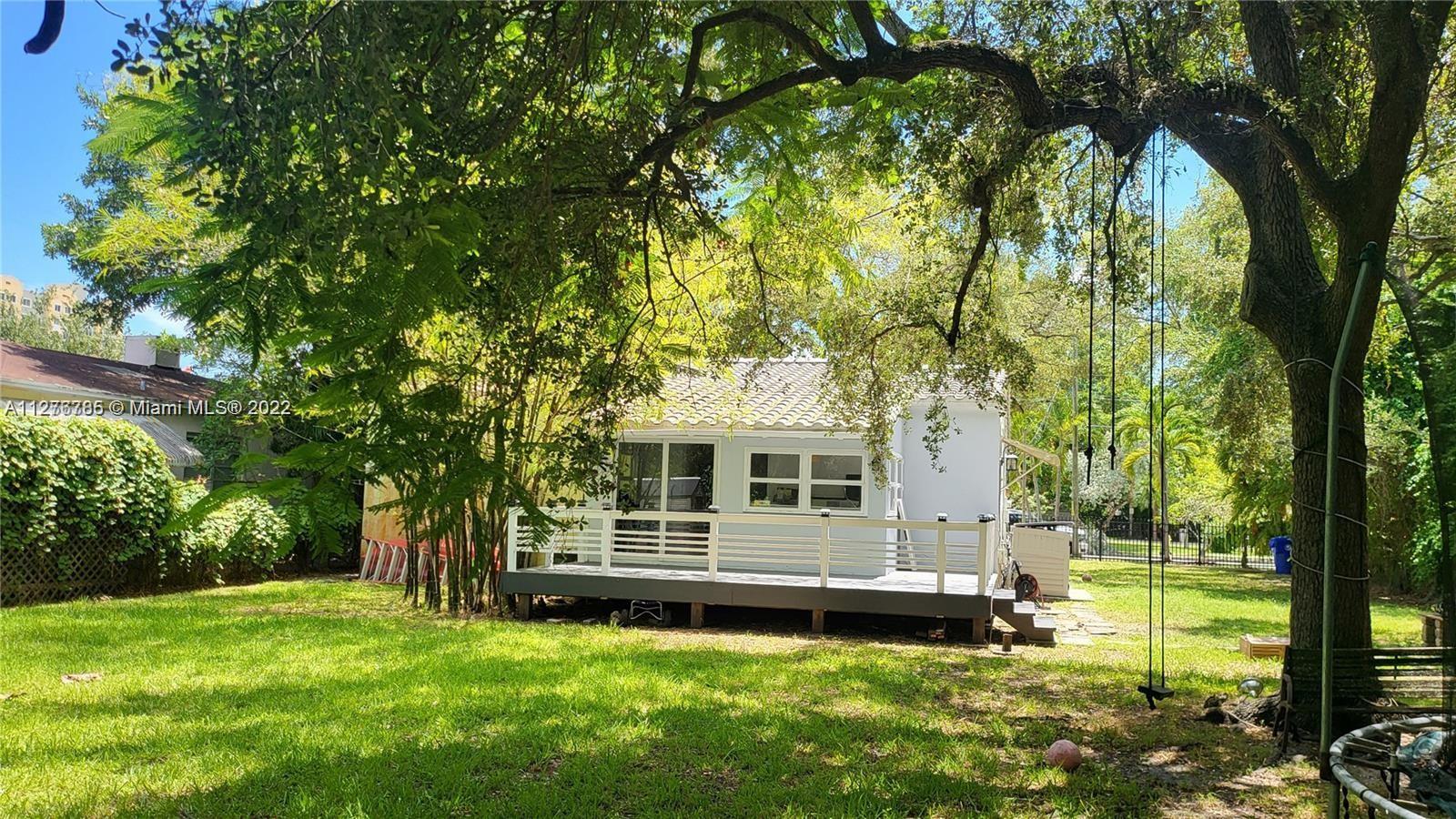 815 NW 7th St, Miami FL 33136 photo 3