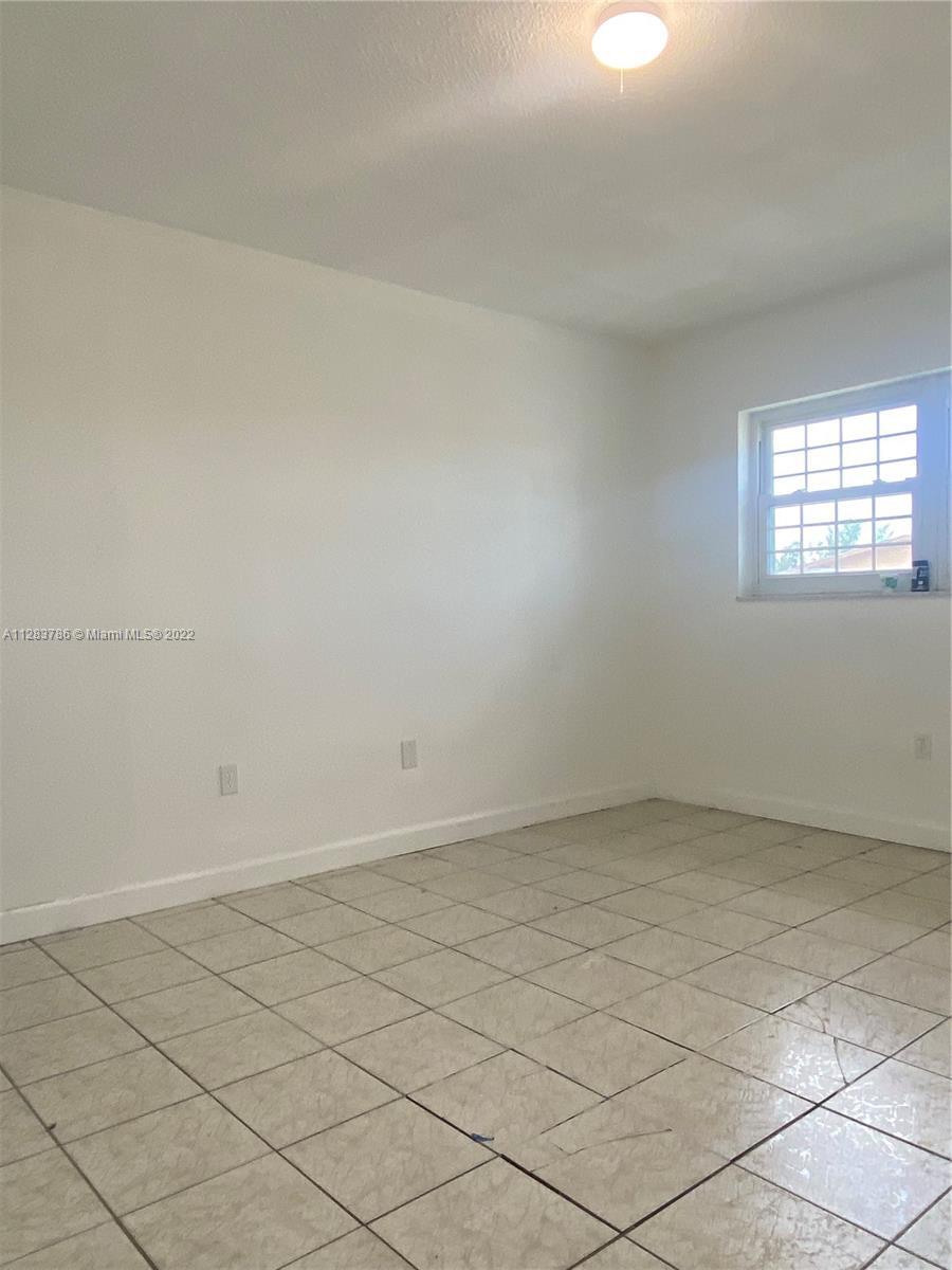 120 Royal Palm Rd # 302, Hialeah Gardens FL 33016 photo 3