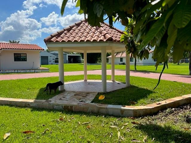 20960 SW 216th St, Miami FL 33170 photo 2