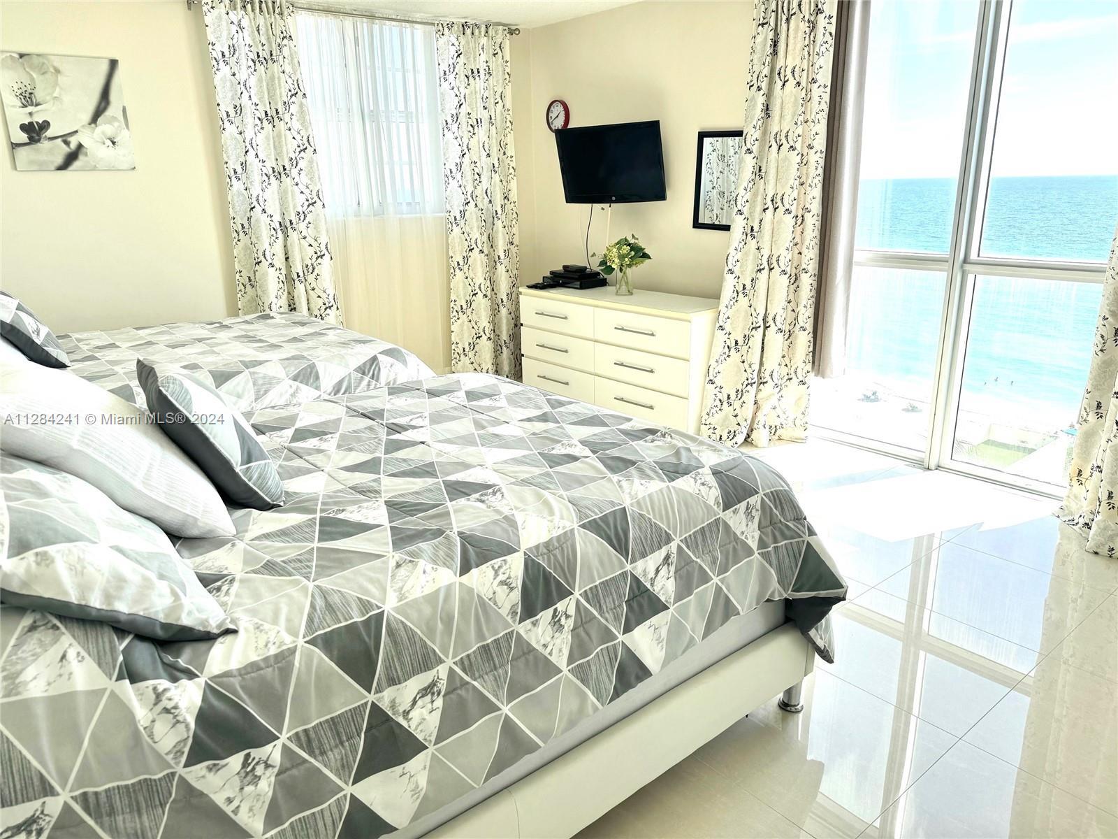 3901 S Ocean Dr # 8E, Hollywood FL 33019 photo 3