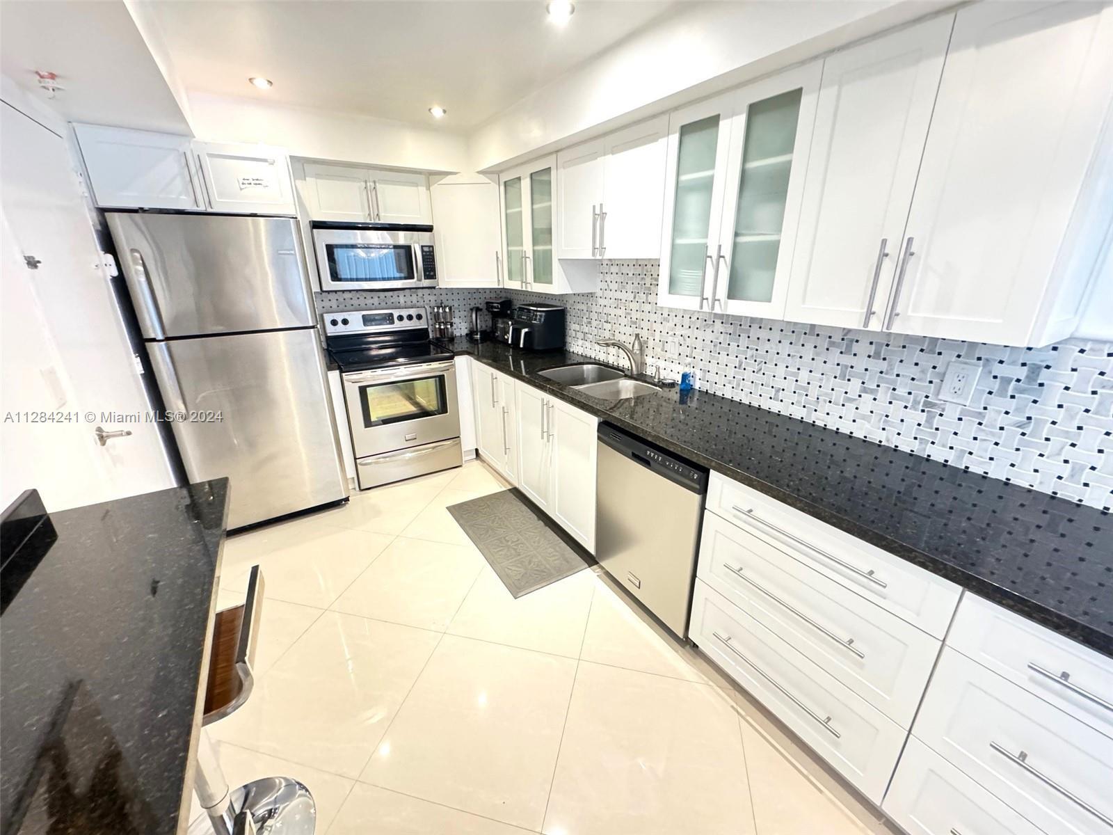 3901 S Ocean Dr # 8E, Hollywood FL 33019 photo 4