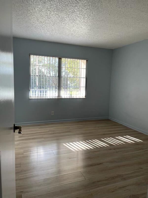 3034 Ellesmere B # 3034, Deerfield Beach FL 33442 photo 3