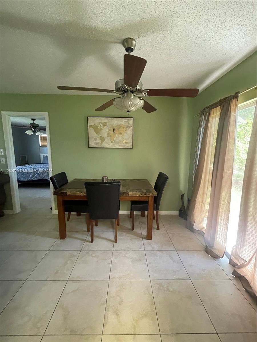885 SE Odonnell Ln, Port St. Lucie FL 34983 photo 3