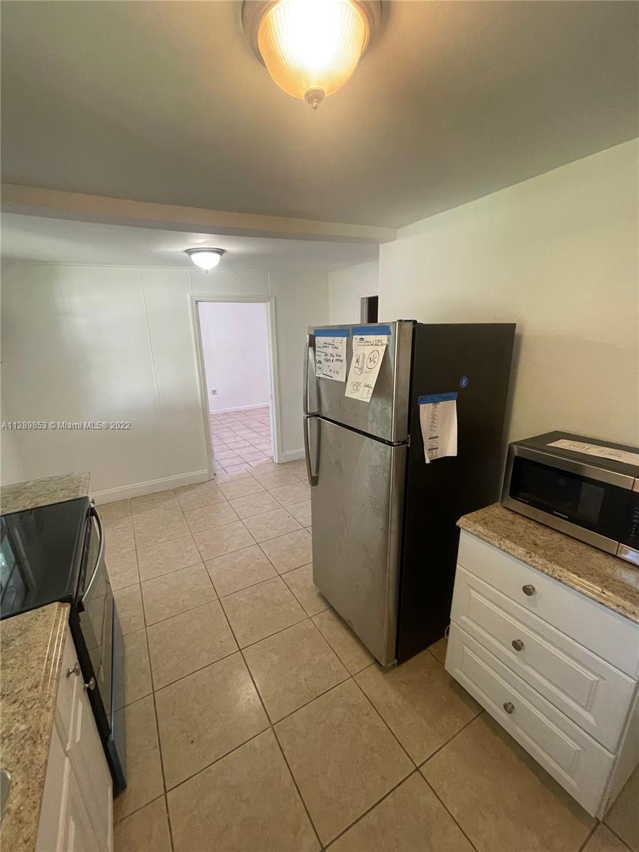 453 SW 19th Rd Rear, Miami FL 33129