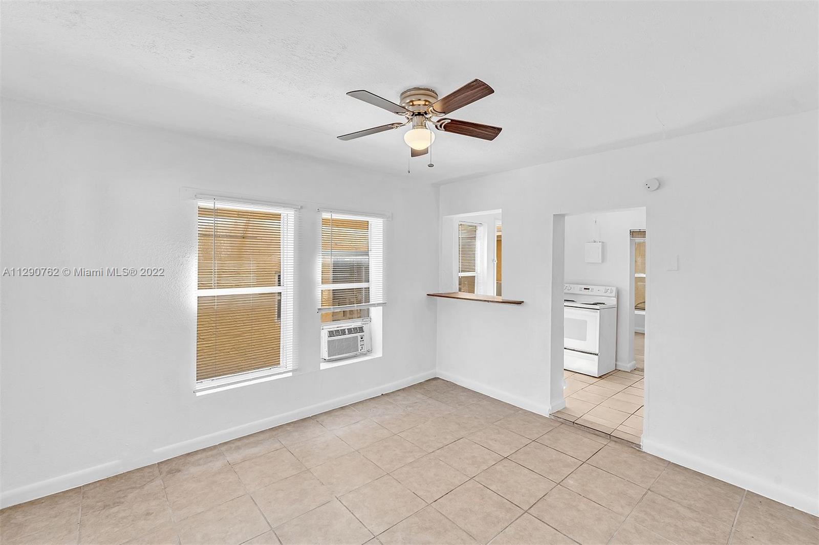 1612 Harrison St, Hollywood FL 33020 photo 4