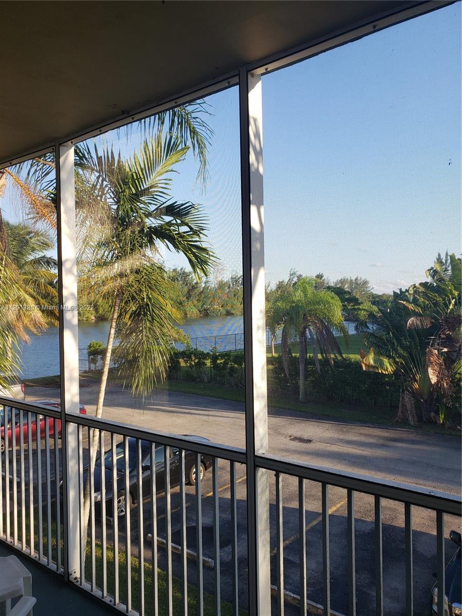 21133 SW 85th Ave # 203, Cutler Bay FL 33189