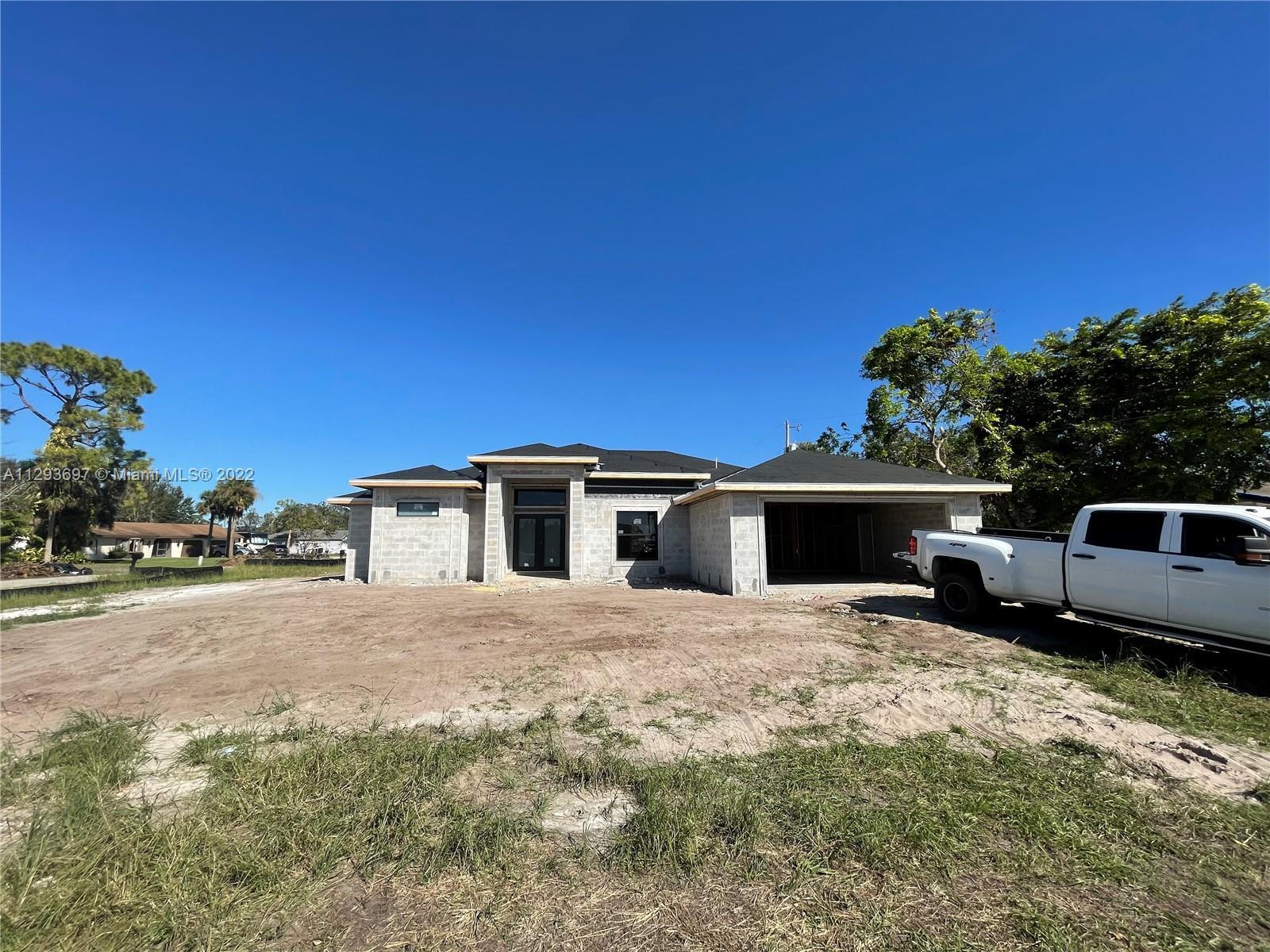 801 E Jersey, Lehigh Acres FL 33936 photo 2