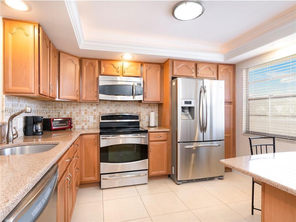 2401 Antigua Cir # C3, Coconut Creek FL 33066