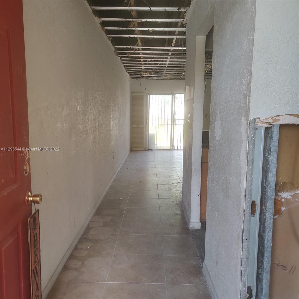 21449 NW 39th Ave, Miami Gardens FL 33055 photo 2