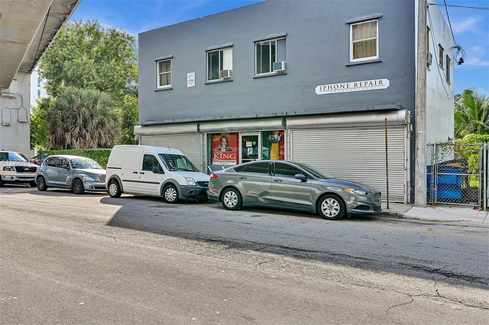 212 NW 11th St, Miami FL 33136 photo 3