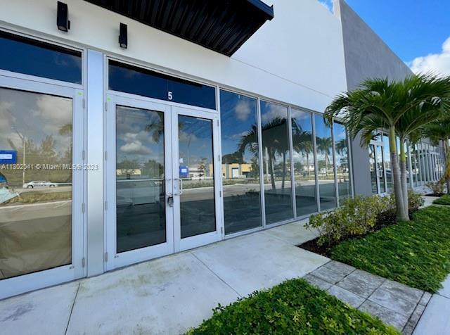 4250 W Hallandale Beach Blvd # 4, Pembroke Park FL 33023 photo 4